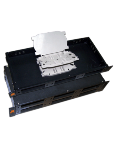 Кросс оптический 19 стоечный на 6 адаптерных панелей, 2U, с 4-мя сплайс-кассетами LANMASTER LAN-FOBM-RM-6P в Ессентуках Кросс оптический Pintop.ru