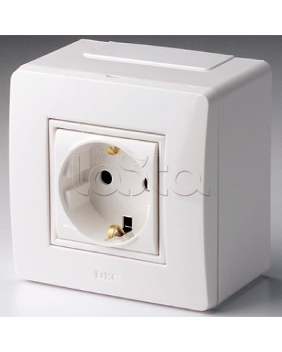 Коробка в сборе с силовой розеткой, белая DKC 10482 в Ессентуках Распределительные коробки Pintop.ru