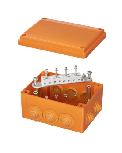 Коробка пластиковая FS с кабельными вводами иклеммниками,IP55,150х110х70мм, 8р, 450V,6A,4мм.кв DKC (FSB21804) в Ессентуках Распределительные коробки Pintop.ru