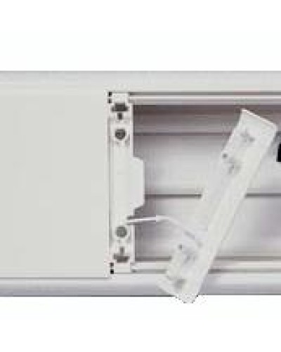 Накладка на стык крышек шириной 65 мм LEGRAND 010801 в Ессентуках Аксессуары для кабель-канала Pintop.ru