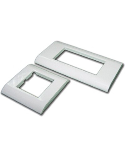 Накладка пластиковая TWT-FR45x90 в Ессентуках Аксессуары для стоек и шкафов Pintop.ru